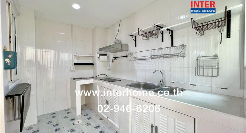 For sale 3 bedrooms townhouse in Bang Khen, Bangkok