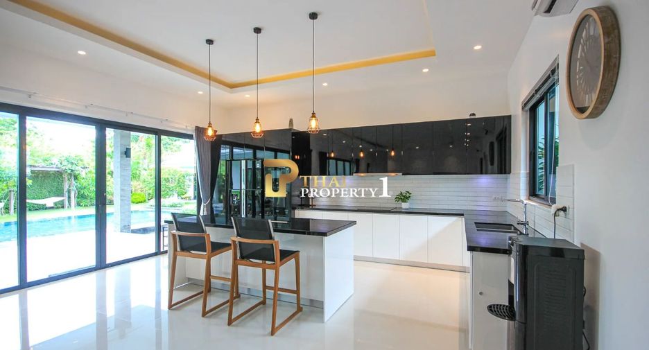 Villa zum Kauf mit 3 Zimmer in Cha Am, Phetchaburi