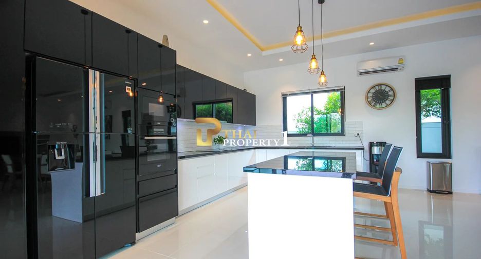 Villa zum Kauf mit 3 Zimmer in Cha Am, Phetchaburi