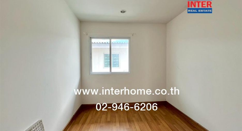 For rent and for sale 3 bedrooms townhouse in Khlong Sam Wa, Bangkok