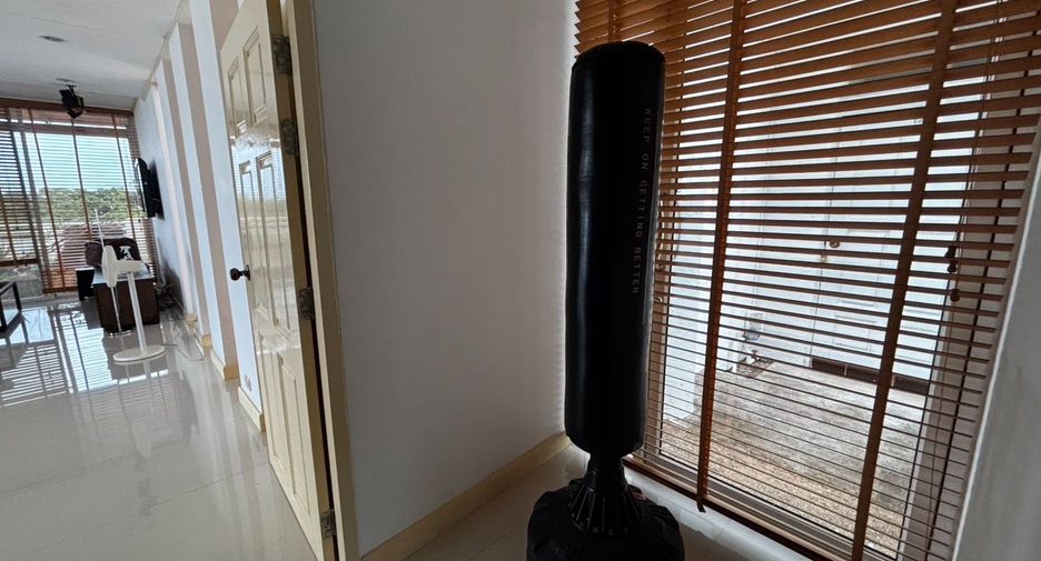 À vendre 3 chambres condo à Klaeng, Rayong
