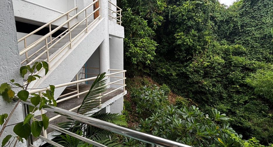 À vendre 3 chambres condo à Klaeng, Rayong