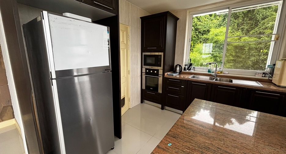 À vendre 3 chambres condo à Klaeng, Rayong