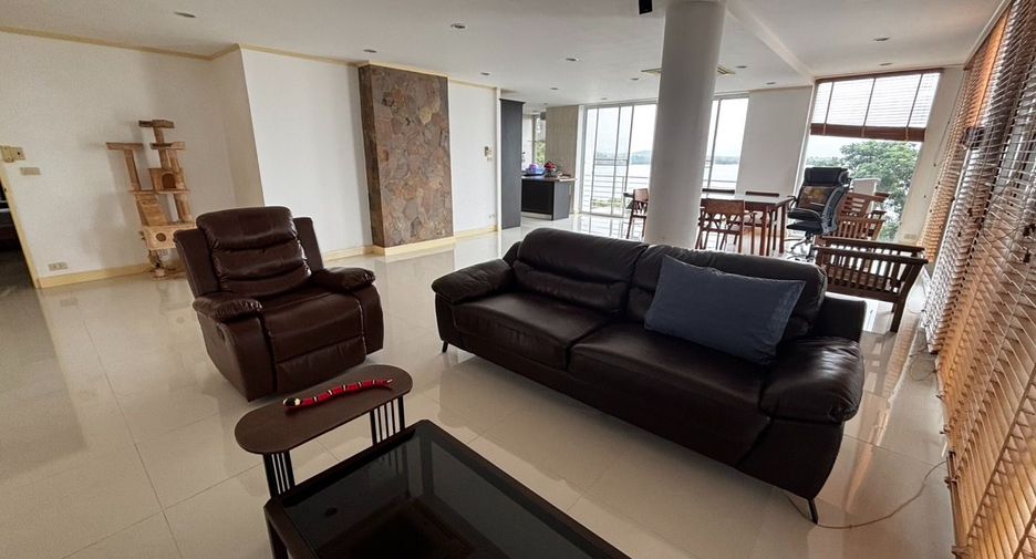 À vendre 3 chambres condo à Klaeng, Rayong