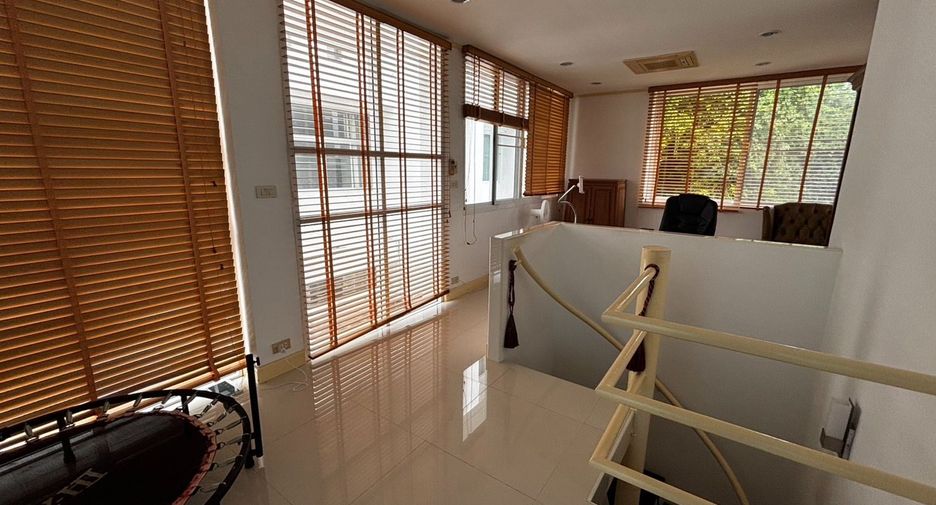 À vendre 3 chambres condo à Klaeng, Rayong