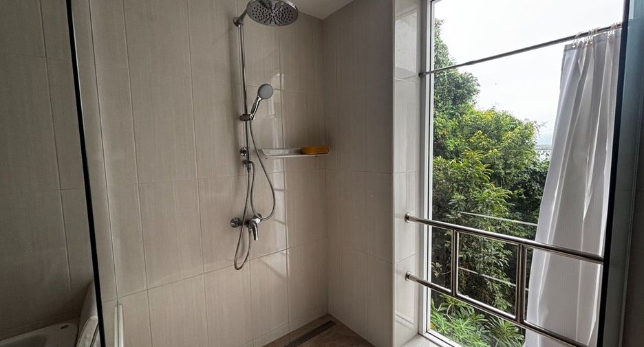 À vendre 3 chambres condo à Klaeng, Rayong