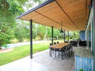 Villa en venta de 4 habitaciones en Hua Hin, Prachuap Khiri Khan