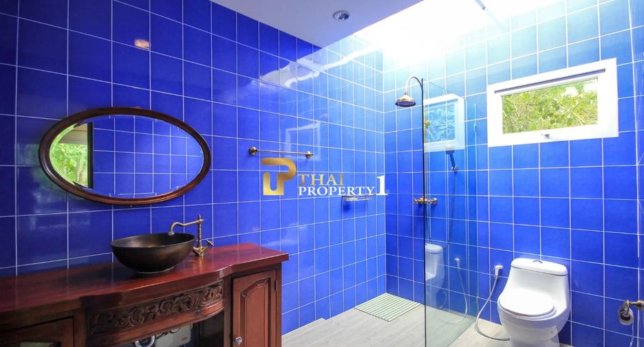 À vendre 4 chambres villa à Hua Hin, Prachuap Khiri Khan