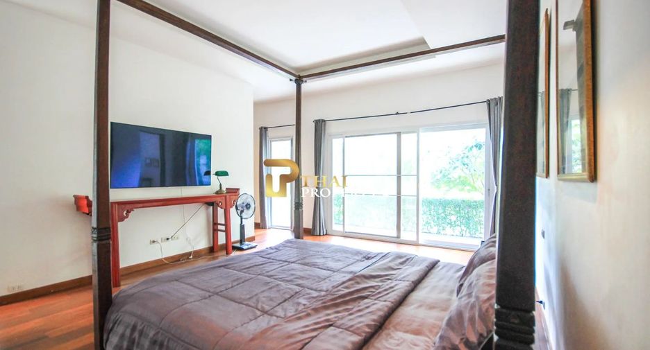 À vendre 4 chambres villa à Hua Hin, Prachuap Khiri Khan