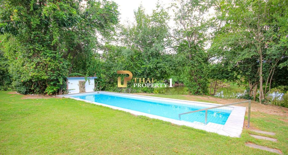 À vendre 4 chambres villa à Hua Hin, Prachuap Khiri Khan