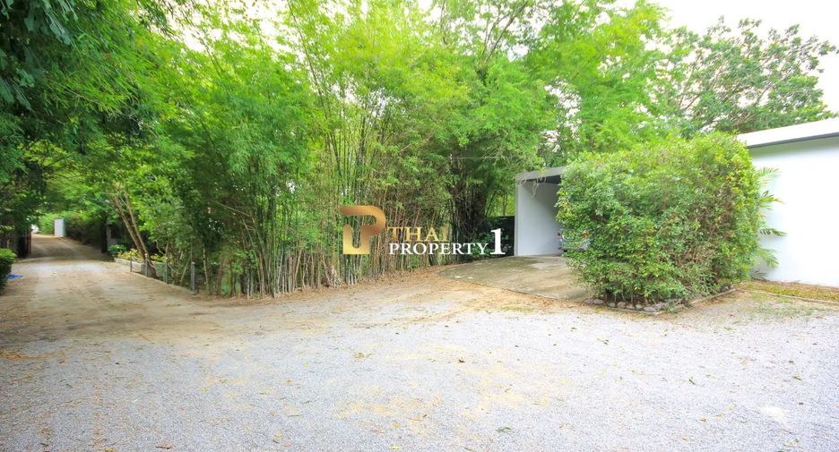 À vendre 4 chambres villa à Hua Hin, Prachuap Khiri Khan