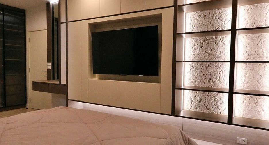 Casa en venta de 4 habitaciones en Pak Kret, Nonthaburi