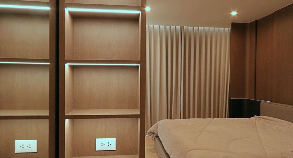 Casa en venta de 4 habitaciones en Pak Kret, Nonthaburi