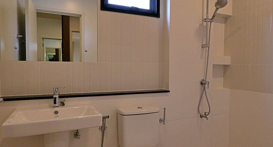 Casa en venta de 4 habitaciones en Pak Kret, Nonthaburi