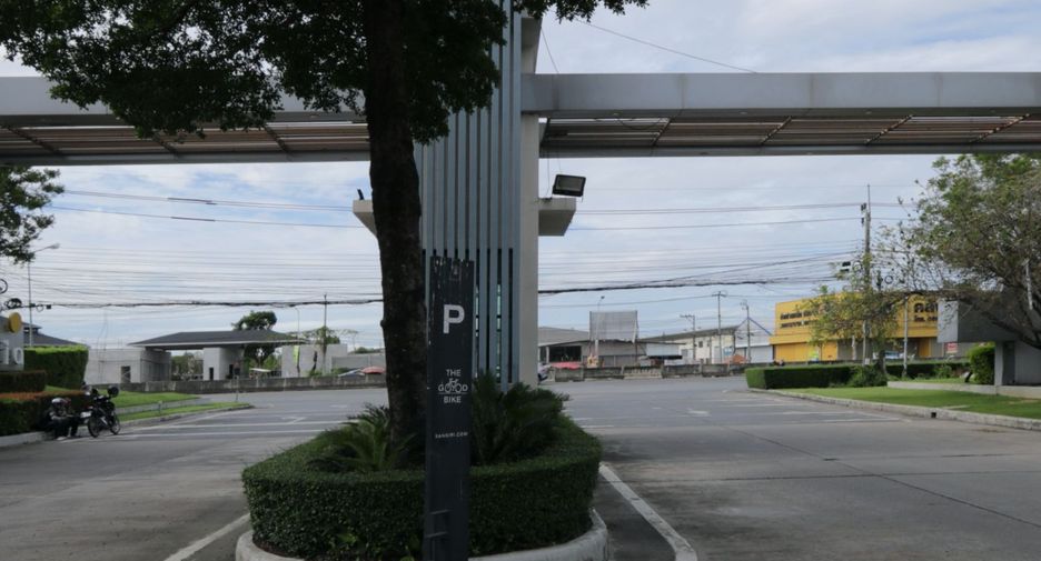 Casa en venta de 4 habitaciones en Pak Kret, Nonthaburi