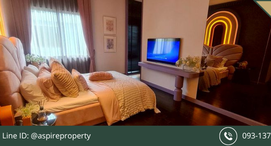For sale 4 bedrooms house in Lat Krabang, Bangkok