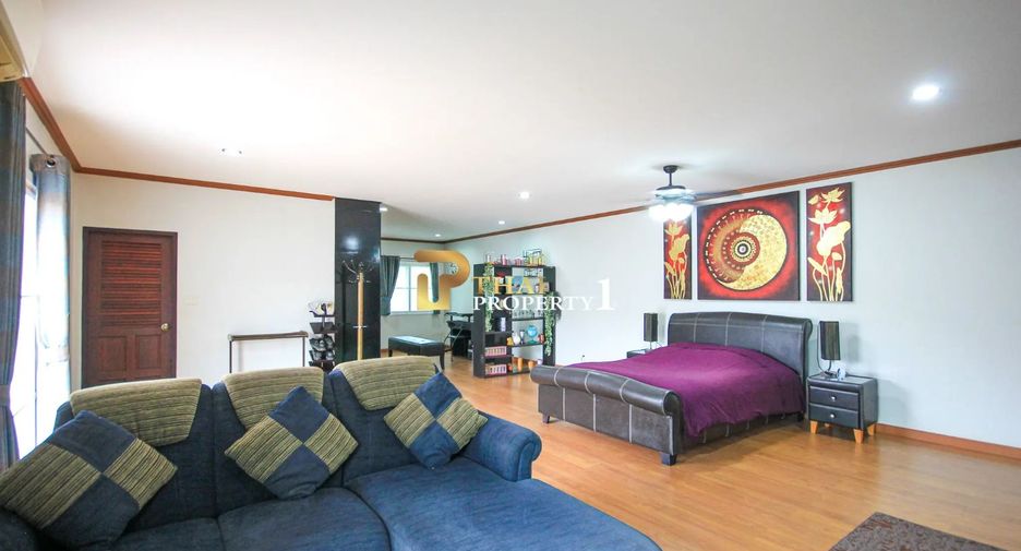Villa zum Kauf mit 4 Zimmer in Hua Hin, Prachuap Khiri Khan
