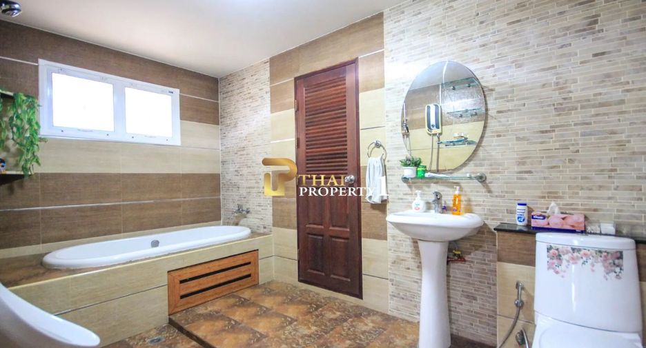 Villa zum Kauf mit 4 Zimmer in Hua Hin, Prachuap Khiri Khan