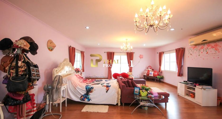 Villa zum Kauf mit 4 Zimmer in Hua Hin, Prachuap Khiri Khan