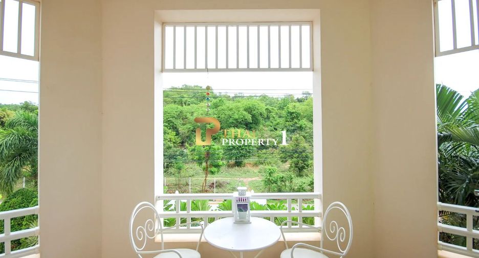 Villa zum Kauf mit 4 Zimmer in Hua Hin, Prachuap Khiri Khan