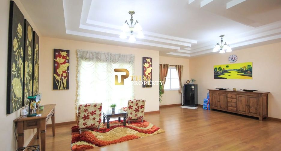 Villa zum Kauf mit 4 Zimmer in Hua Hin, Prachuap Khiri Khan