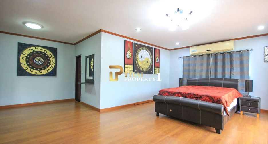 Villa zum Kauf mit 4 Zimmer in Hua Hin, Prachuap Khiri Khan