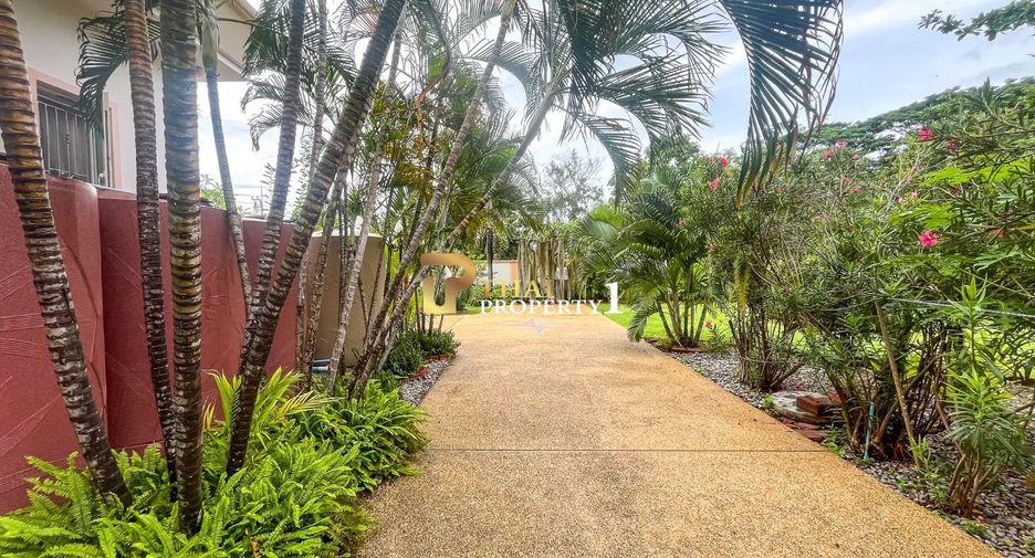 Villa zum Kauf mit 4 Zimmer in Hua Hin, Prachuap Khiri Khan