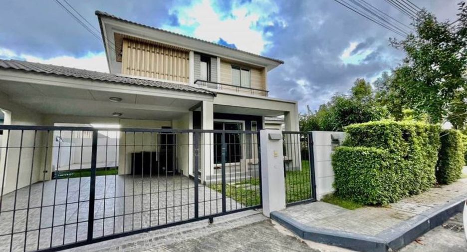For rent and for sale 4 bedrooms house in Bang Lamung, Chonburi
