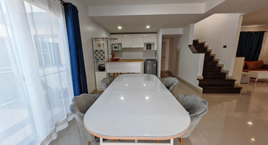 For rent and for sale 4 bedrooms house in Bang Lamung, Chonburi