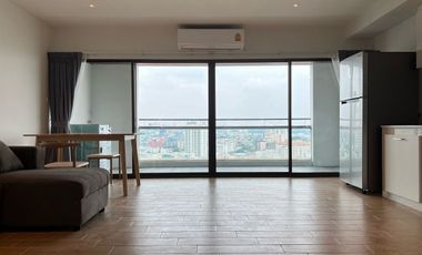 For rent 2 bedrooms condo in Sathon, Bangkok