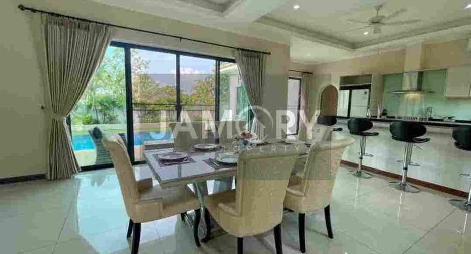 For rent 5 bedrooms house in East Pattaya, Pattaya