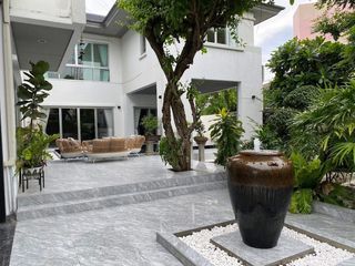For rent and for sale 5 bedrooms house in Suan Luang, Bangkok