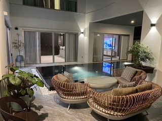 For rent and for sale 5 bedrooms house in Suan Luang, Bangkok