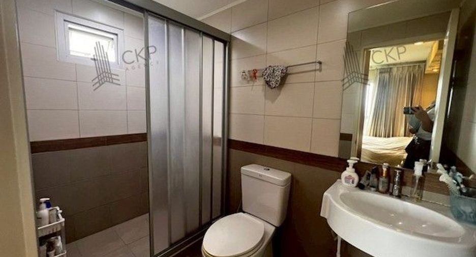 For sale 1 bed condo in Bang Phlat, Bangkok