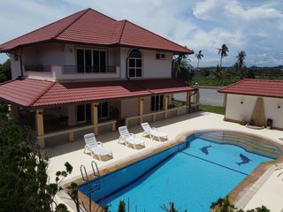 À vendre 4 chambres maison à Bang Saray, Pattaya