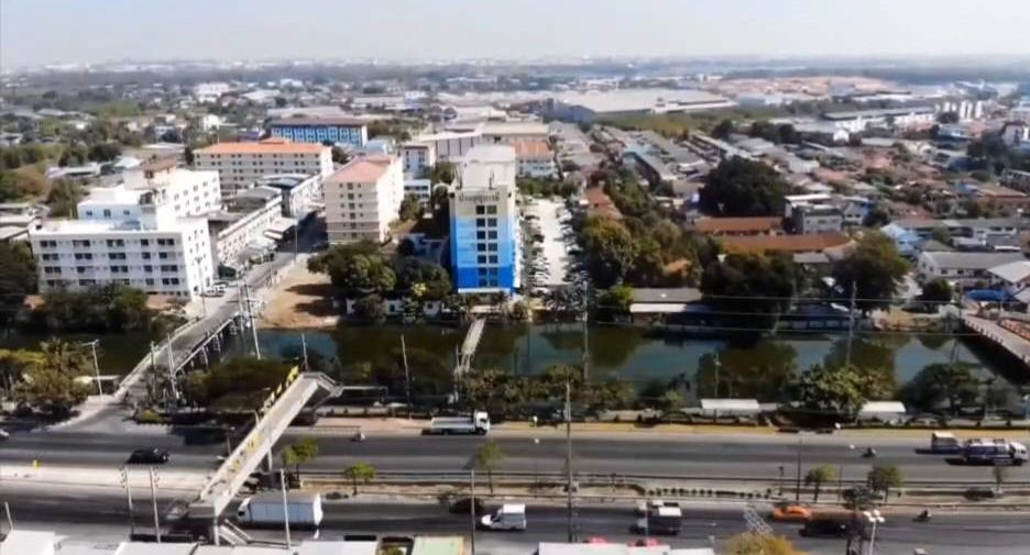 Продажа 276 спальни апартаменты в Mueang Samut Prakan, Самутпракан