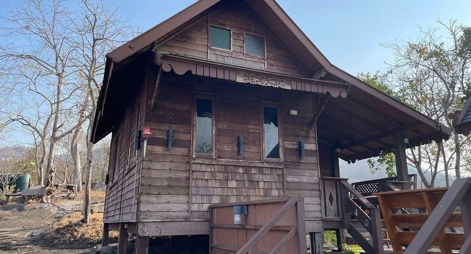 Hotel en venta de 4 habitaciones 
