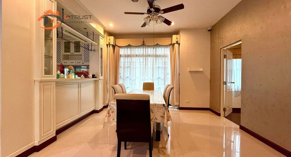 For sale 4 bedrooms house in Bang Phli, Samut Prakan