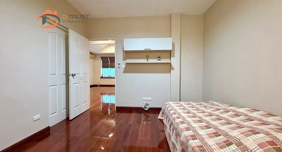 For sale 4 bedrooms house in Bang Phli, Samut Prakan