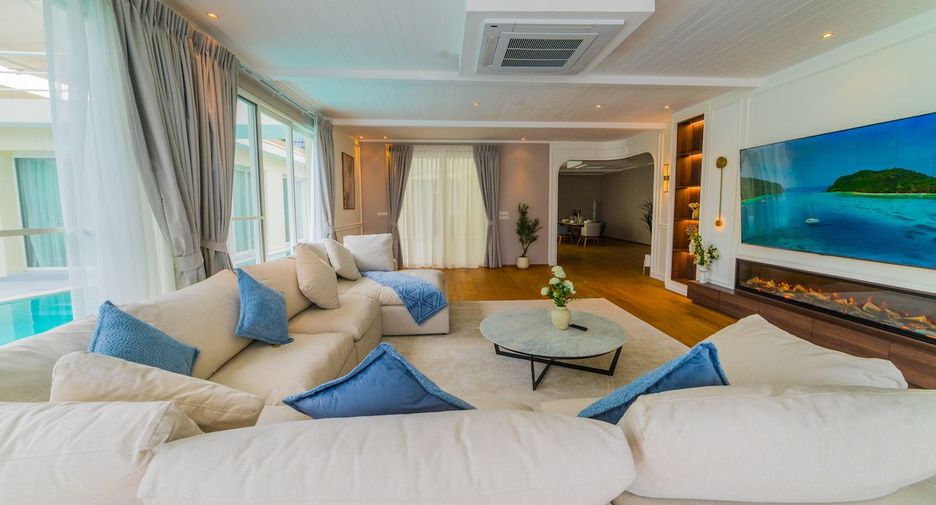 For rent 4 bedrooms villa in Mueang Phuket, Phuket