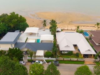 For rent 4 bedrooms villa in Mueang Phuket, Phuket
