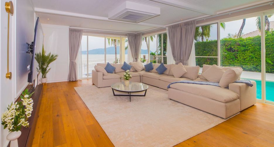 For rent 4 bedrooms villa in Mueang Phuket, Phuket