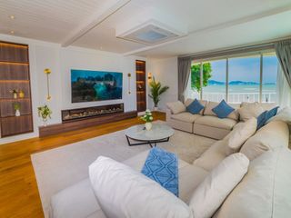 For rent 4 bedrooms villa in Mueang Phuket, Phuket