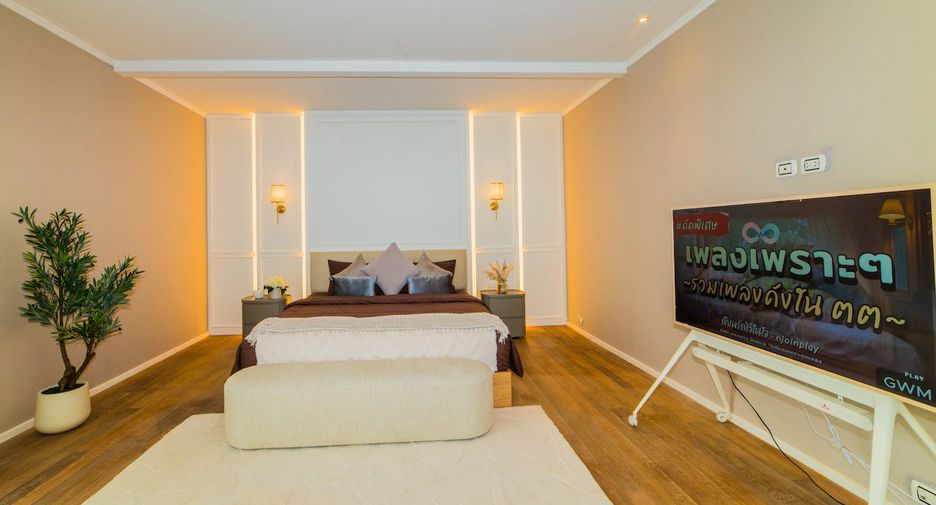 For rent 4 bedrooms villa in Mueang Phuket, Phuket