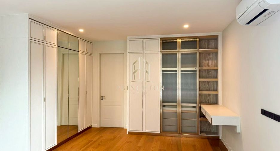 For rent and for sale 6 bedrooms house in Saphan Sung, Bangkok