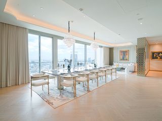 For rent 6 ベッドルーム condo in Khlong San, Bangkok