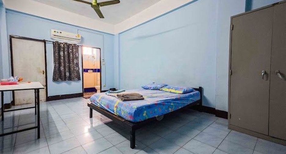 For sale 126 bedrooms apartment in Bangkok Yai, Bangkok