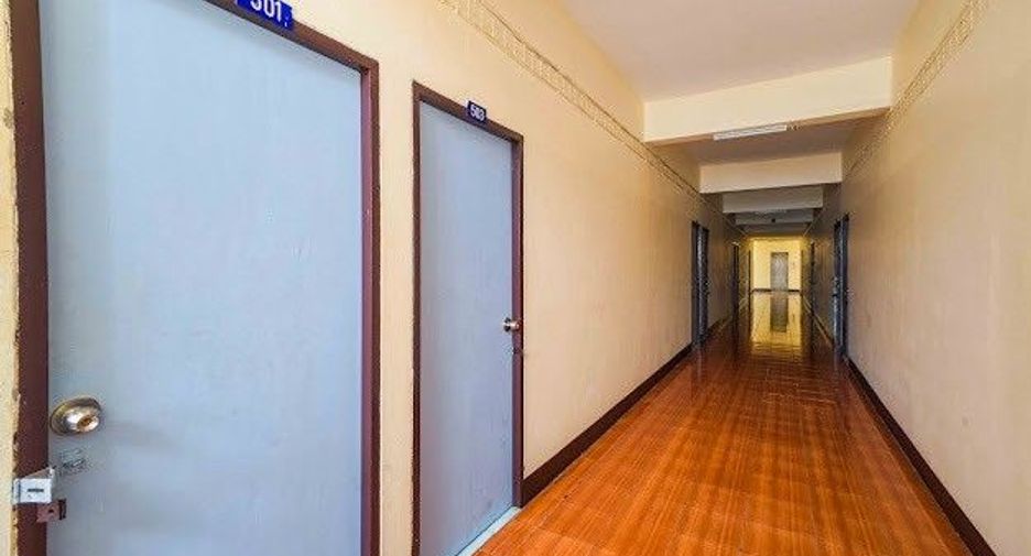 For sale 126 bedrooms apartment in Bangkok Yai, Bangkok