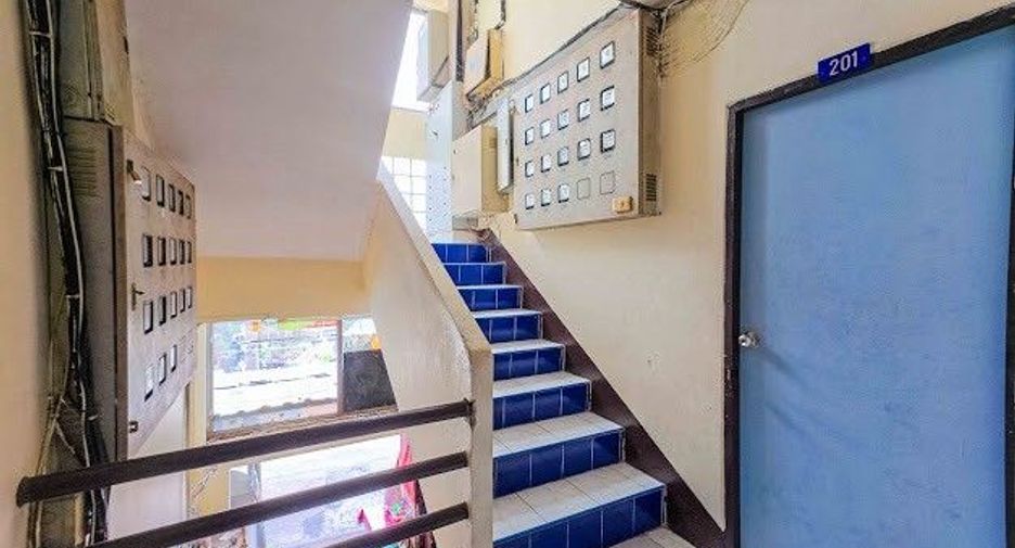 For sale 126 bedrooms apartment in Bangkok Yai, Bangkok