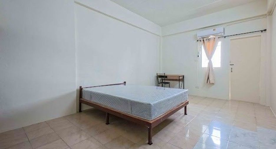 For sale 126 bedrooms apartment in Bangkok Yai, Bangkok